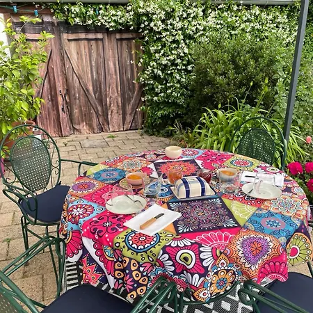 Les Agapanthes Bed & Breakfast Vaux-en-Beaujolais